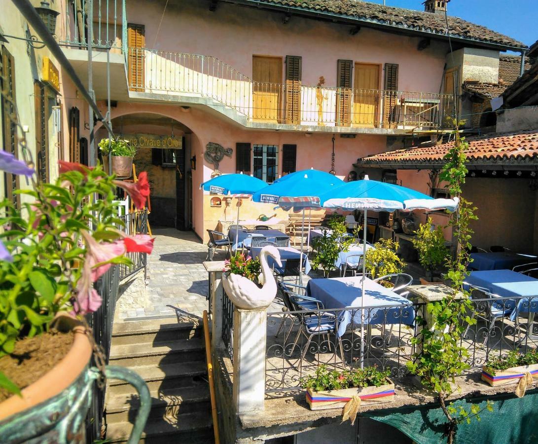 Chiave D'Oro Hotel Sessa Buitenkant foto