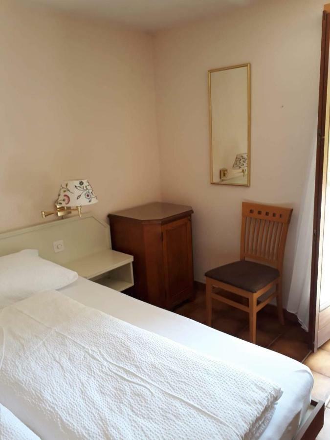 Chiave D'Oro Hotel Sessa Buitenkant foto